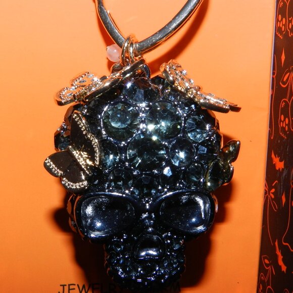 NIB | Betsey Johnson | Gunmetal Gold Butterfly Crystal Goth Skull Bag Charm - Picture 6 of 7